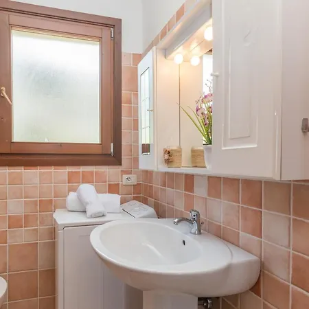 Apartamento Nicole House With Stunning View And Pool - Happy Badesi